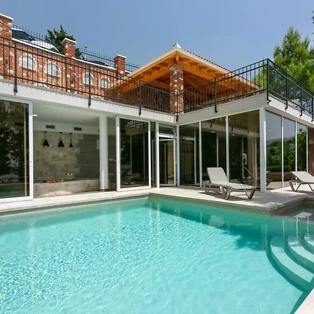 Palace Paulina 1b Апартаменты *